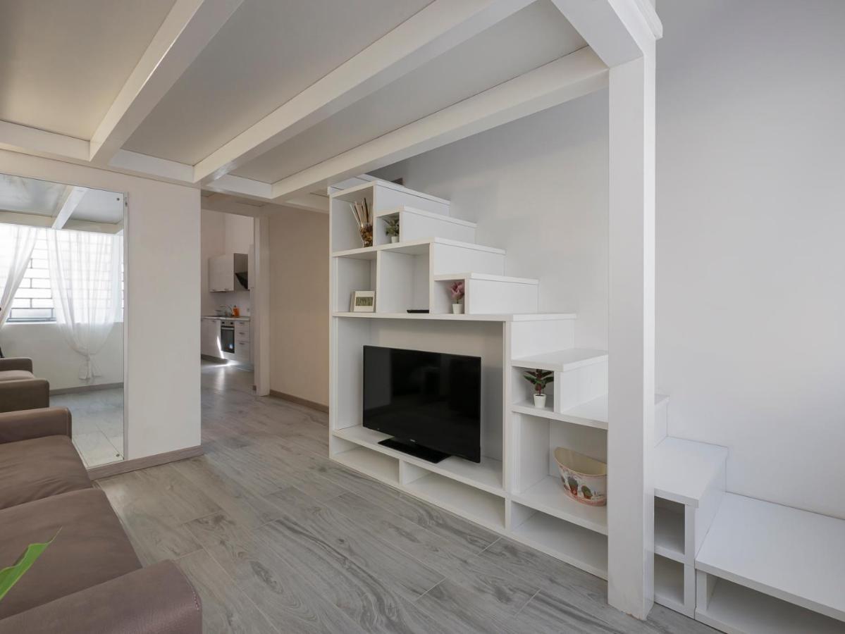 I Host Apartment - Neera 22 Milan Exterior photo